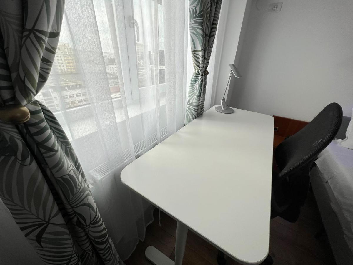 Perfect Host Palas 2 Rooms Iasi Bagian luar foto