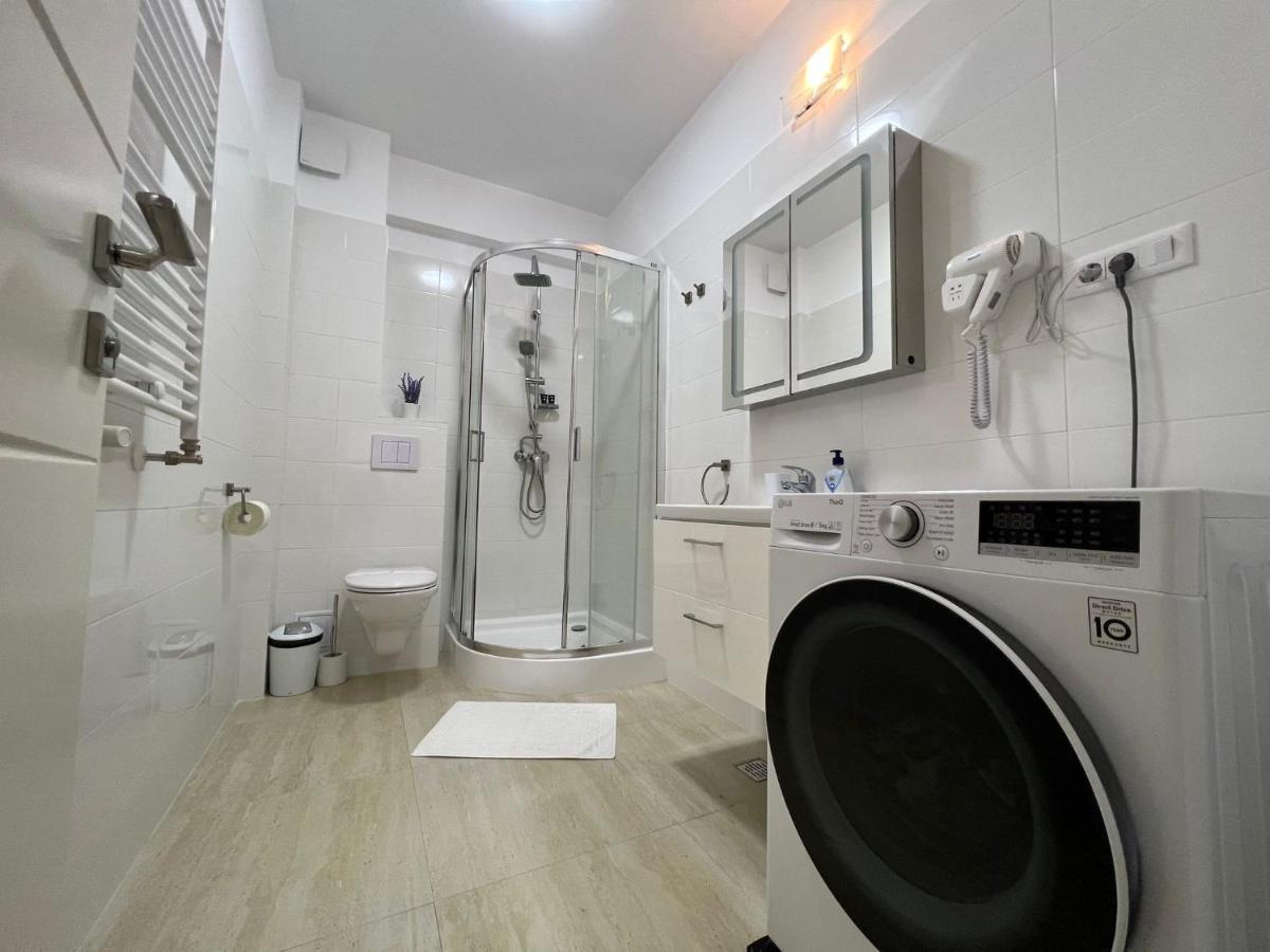 Perfect Host Palas 2 Rooms Iasi Bagian luar foto