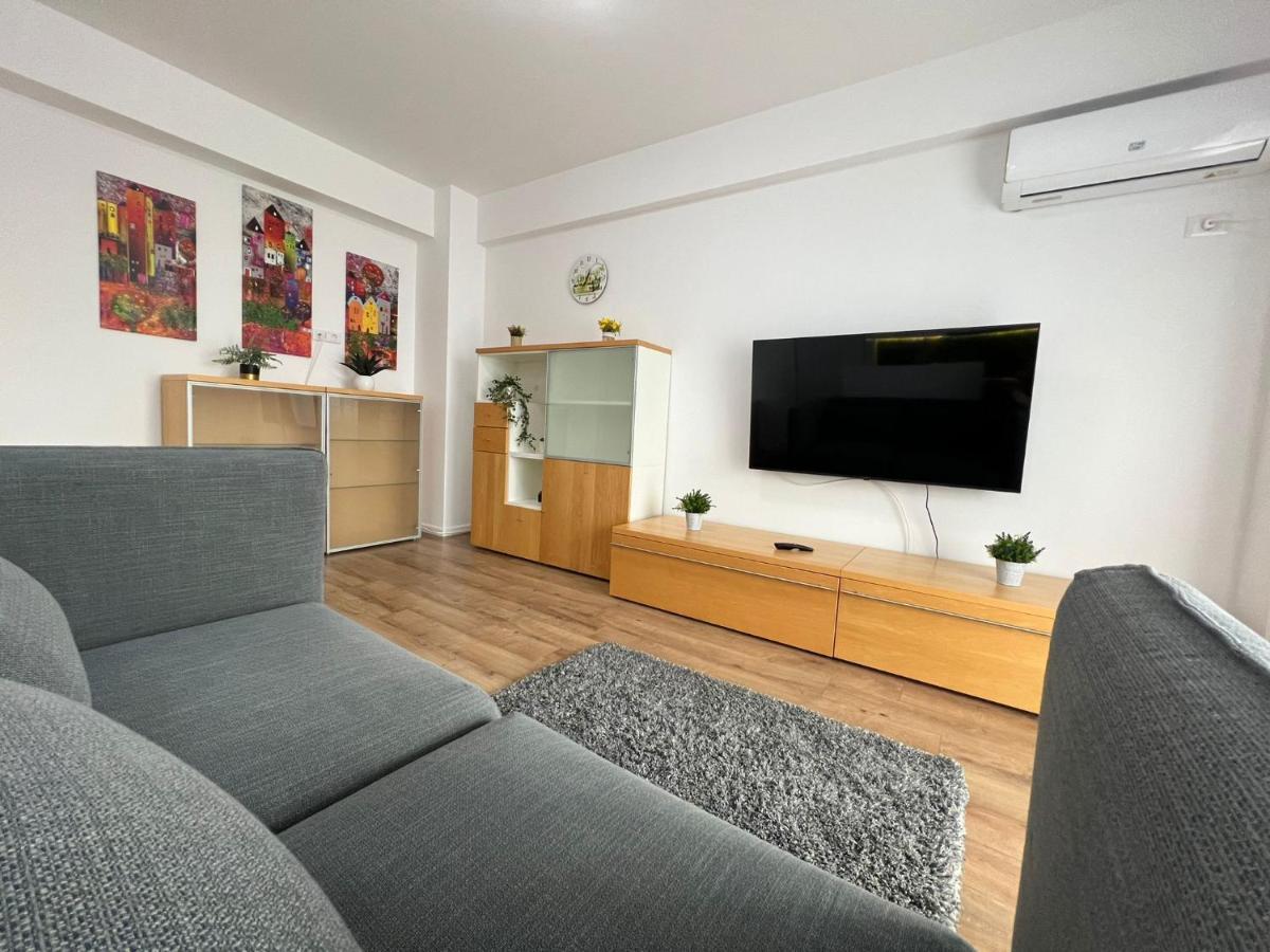 Perfect Host Palas 2 Rooms Iasi Bagian luar foto