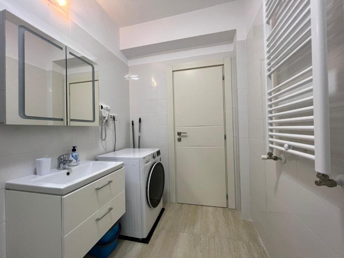 Perfect Host Palas 2 Rooms Iasi Bagian luar foto