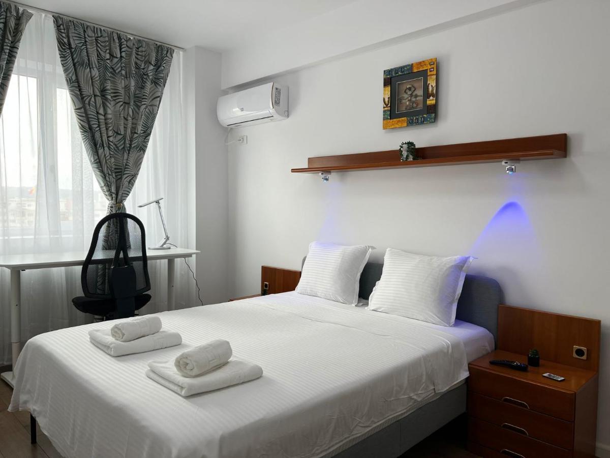 Perfect Host Palas 2 Rooms Iasi Bagian luar foto